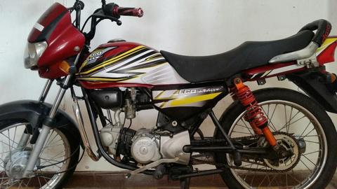 Vendo Honda Ecodelux 2009 con Traspasos