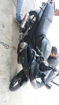 Vendo R15 Solo Tarjeta 2010