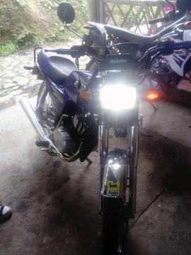 Ax 2006 Luces Led Todo Le Funciona 1'400