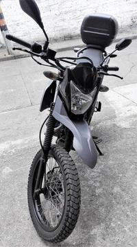 MOTO TTR 125 MODELO 2017