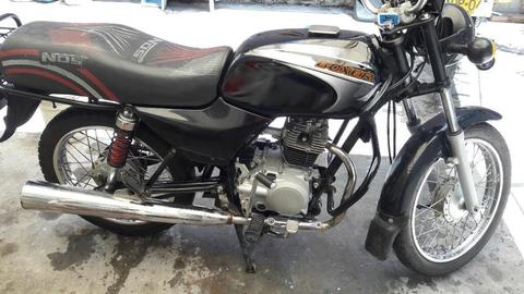 Boxer Bm 100 Modelo 2010