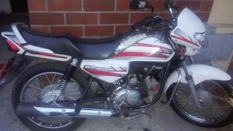 VENDO MOTO HONDA ECO DELUX