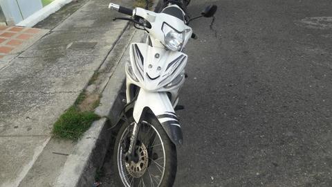 Moto Cripton Blanca