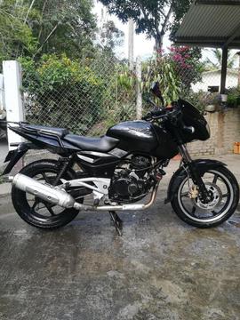 Pulsar 200