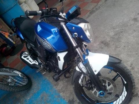 Hermosa FZ 16 Modelo 2013