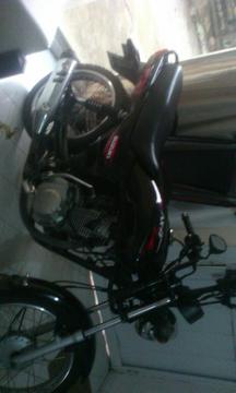 Vendo Moto en Excelente Estado Como Nuev