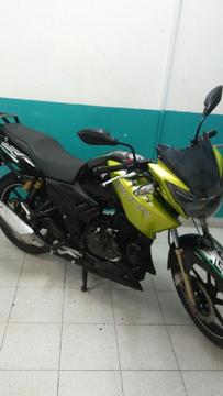 Hermosa Tvs Apache 180 Modelo 2015