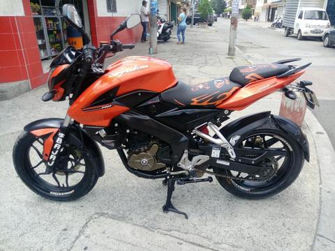 Pulsar Ns 200