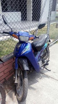 Vendo Moto Cricton Modelo 2006