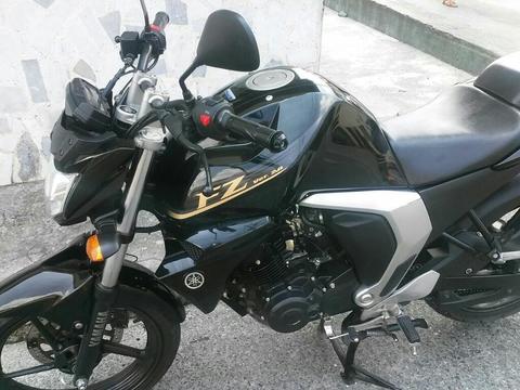 Vendo Moto Fz Modelo 2016