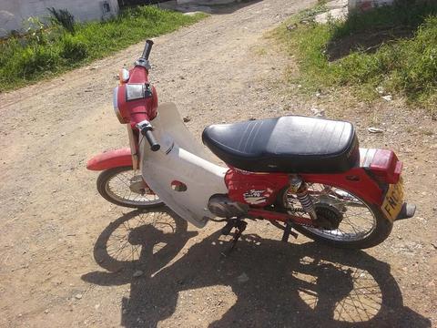 Vendo C90 Tarjeta en Buen Estado