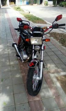 Moto Ax 100