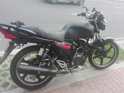 Vendo Moto Akt Evo 125 Modelo 2013