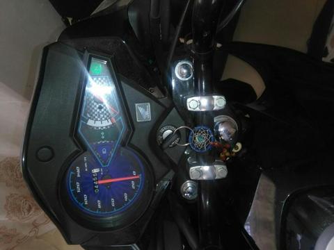 Vendo Moto Poco Uso.por Motivo de Viaje