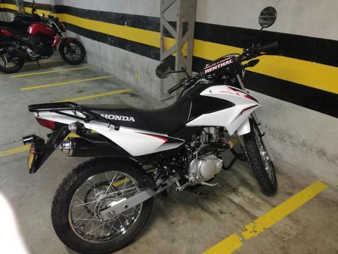 Vendo Hermosa Honda Xr 150 Modelo 2016