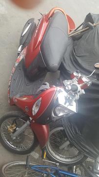 Vendo.moto Yamaha Fino 2016
