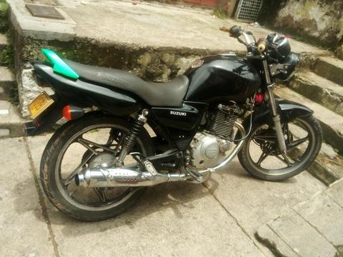 Vendo Gs 125 Modelo 2012