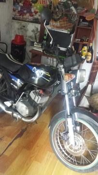 Vendo Moto Akt 100