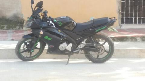 Vendo R15 Solo Tarjeta 2010