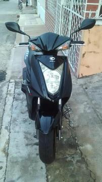 Vendo moto Kymco Fly modelo 2013