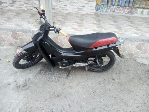 Vendo Moto Akt Special Barata