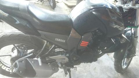 Vendo Moto Yamaha Fz 16