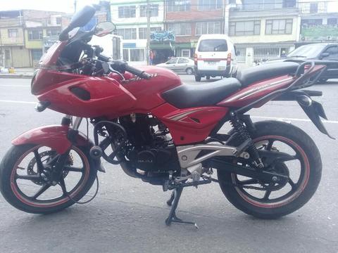 Moto Pulsar 220 Modelo 2011 con Soat