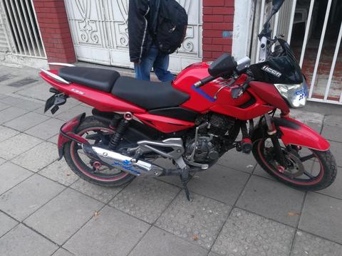 Vendo Hermosa Pulsar 135 Modelo 2011