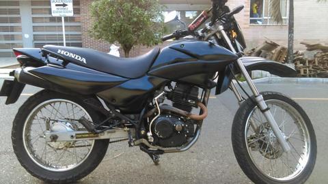 sigma XR 150 /2012 motor excelente. tipo honda bross o akt tt tel: 3148458479