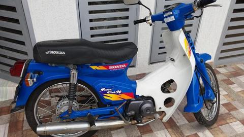 Honda c90 900.000 negociables