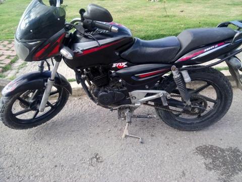 vendo hermosa pulsar 180 black