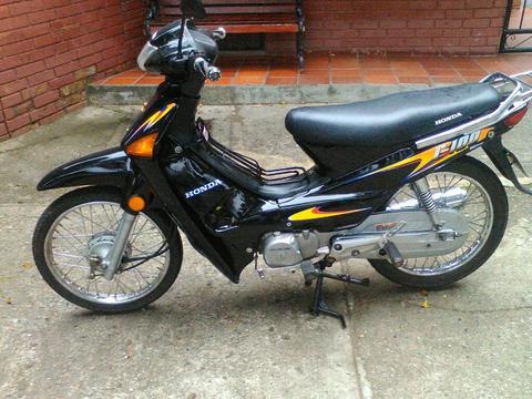 Vendo Linda Honda C100 2007