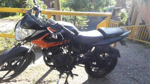 Pulsar 135 2012