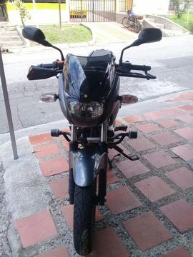 SE VENDE PULSAR 18O PRO 2016