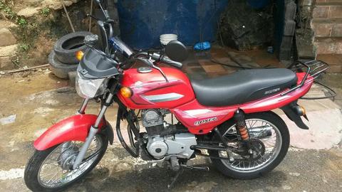 Se Vende Boxer Ct 2004