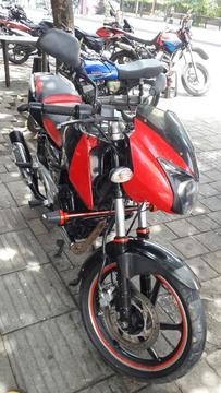 Vendo Pulsar 180 Negra Modelo 2011