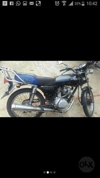 Vendo Akt 125 Modelo 2006