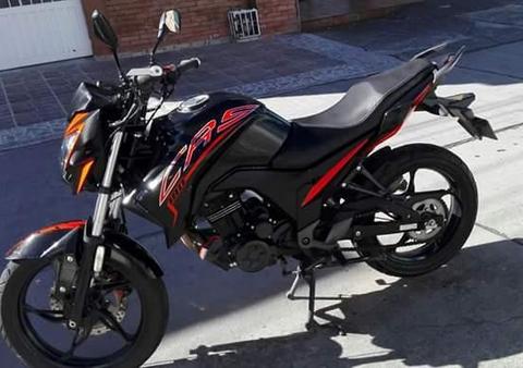 Moto CR5 modelo 2016