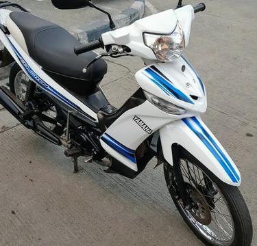 Señoritera Yamaha Crypton Al Dia