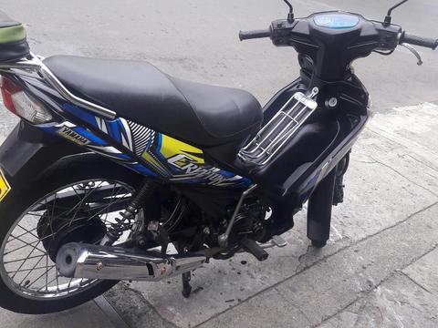 Vendo Hermosa Moto Cripton Modelo 2012