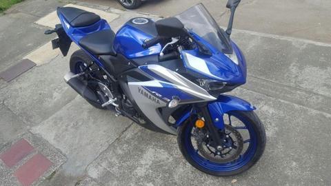 YAMAHA yzf R3 2016