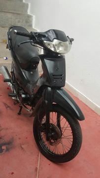 Vendo Akt 2009 Barata