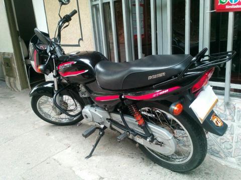 Vendo Moto Boxer 2016