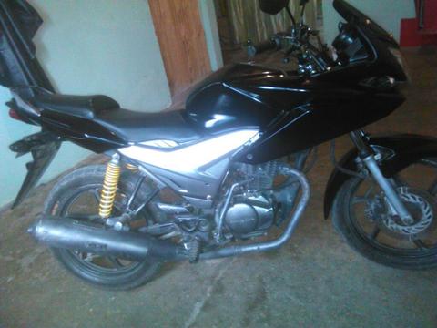 Vendo Moto Cbf 125 Modelo 2010