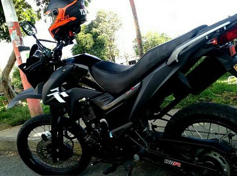 Hermosa Akt tt 150 Mod 2016 Papeles nuevos