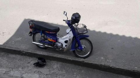 Moto Honda Y Una Yamaha Estan Muy Buenas