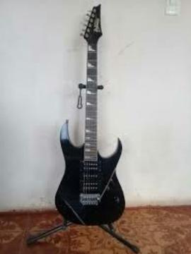 Permuto Guitarra Electrica por Moto. Inf