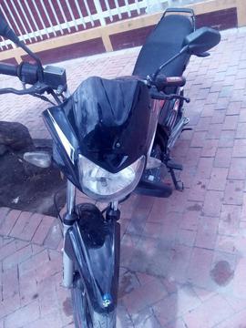 Vendo Moto Akt 150 Modelo2011