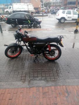 Vendo Permuto por Escuter,akt Nkdr.2015