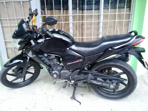 Moto Honda Invita